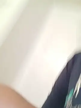 Snapshot of Nadia-2 chatting on 01-11-25, 08:21 Nadia-2 online show from 01-11-25, 08:21