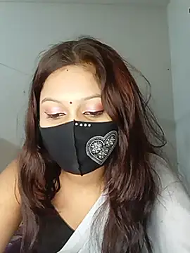 Snapshot of Nadia-2 chatting on 01-28-25, 09:19 Nadia-2 online show from 01-28-25, 09:19