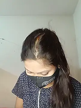 Snapshot of Nadia-2 chatting on 02-04-25, 10:32 Nadia-2 online show from 02-04-25, 10:32