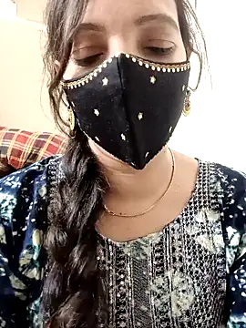 Snapshot of Sahana_Telugu_Girl chatting on 12-20-24, 06:02 Sahana Telugu Girl online show from 12-20-24, 06:02