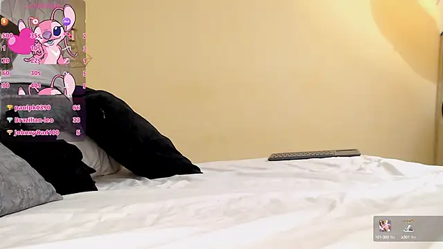 Snapshot of JustinePerry chatting on 03-05-25, 07:05 JustinePerry online show from 03-05-25, 07:05