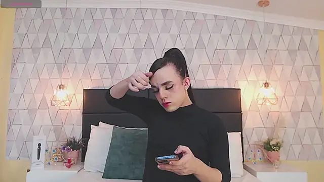 Snapshot of JustinePerry chatting on 09-14-25, 03:05 JustinePerry online show from 09-14-25, 03:05