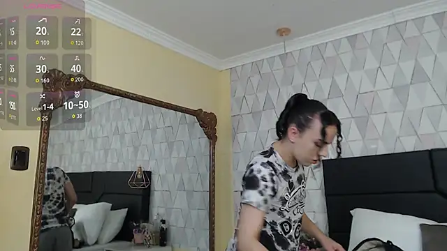 Snapshot of JustinePerry chatting on 10-02-25, 03:13 JustinePerry online show from 10-02-25, 03:13