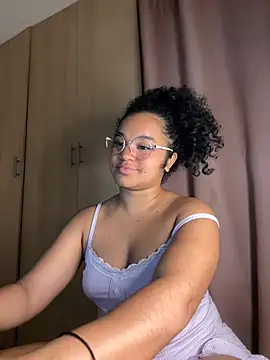 Lucy wilson5 online show from 02-05-25, 09:46