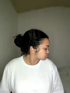 Lucy wilson5 online show from 10-11-25, 09:19