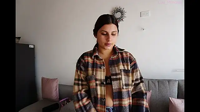 Luu Princess online show from 01-04-25, 05:05