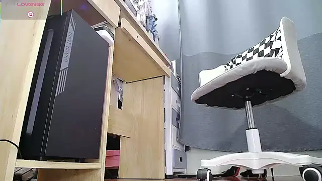 Snapshot of CN-Doudou chatting on 11-27-25, 02:24 CN-Doudou online show from 11-27-25, 02:24