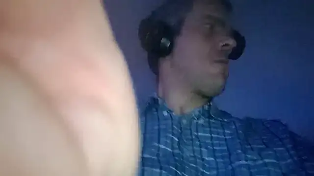 sexsuchti80 online show from 10-31-25, 03:07