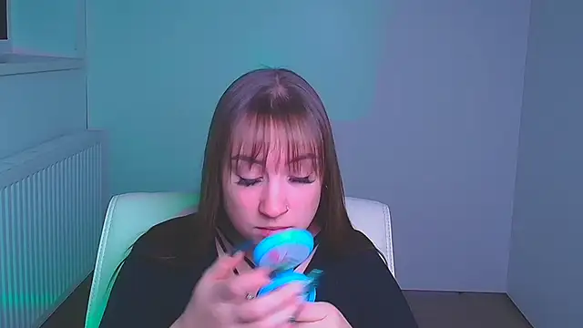 Evelina GG online show from 12-21-24, 06:30