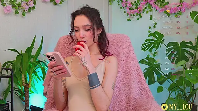 MyLou  online show from 03-19-25, 03:19