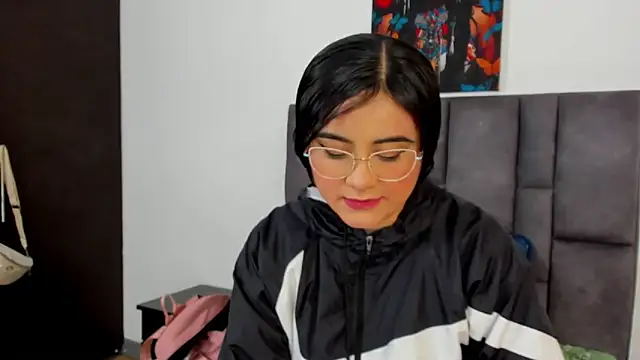 Snapshot of Dulce_amg chatting on 03-15-25, 12:24 Dulce amg online show from 03-15-25, 12:24