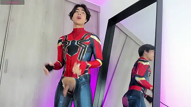 Snapshot of teemotwink chatting on 12-13-24, 11:02 teemotwink online show from 12-13-24, 11:02