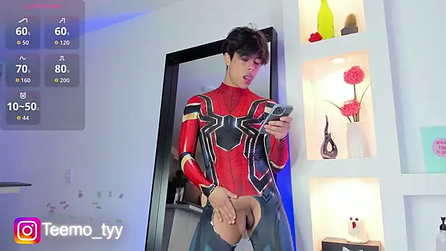 Snapshot of teemotwink chatting on 09-24-25, 10:13 teemotwink online show from 09-24-25, 10:13