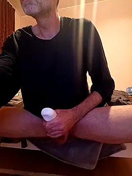 BesterJunge45 online show from 11-30-25, 07:34