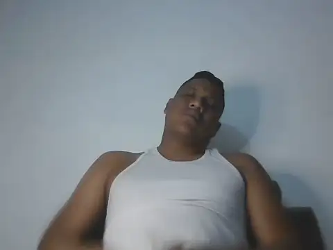 latinblack01 online show from 10-02-25, 03:46