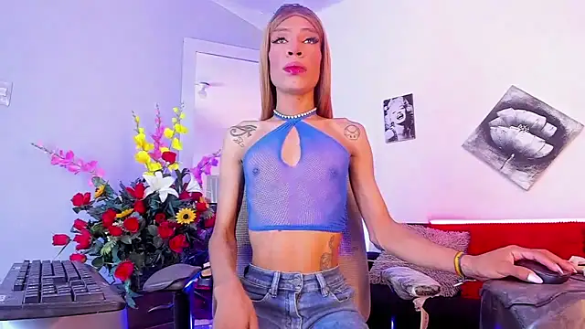 Snapshot of La_Perversa69 chatting on 02-16-26, 02:02 La Perversa69 online show from 02-16-26, 02:02