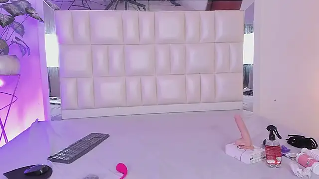 Alhana pulido online show from 01-12-25, 01:21