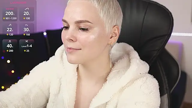 LikaBerry1 online show from 01-23-25, 10:11