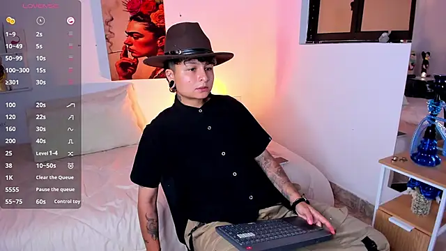 Snapshot of ZuryRamirez_ chatting on 06-16-26, 04:59 ZuryRamirez online show from 06-16-26, 04:59