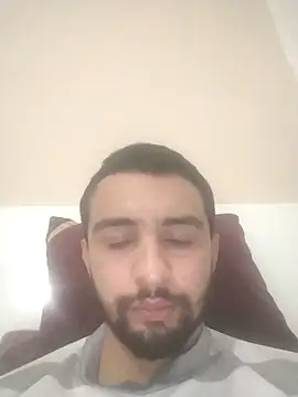 Snapshot of Hazembahloul chatting on 03-14-26, 03:56 Hazembahloul online show from 03-14-26, 03:56