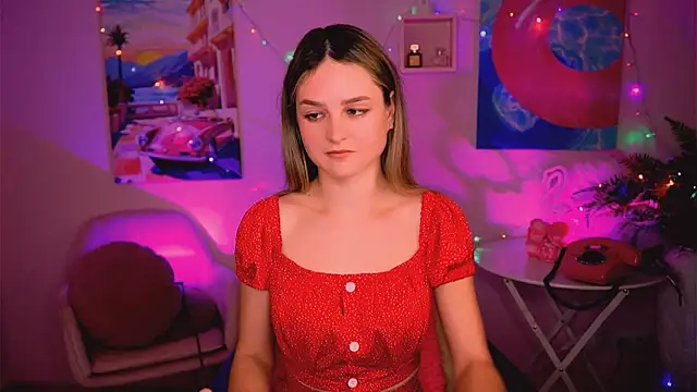 Snapshot of DeboraLarson chatting on 12-29-24, 10:23 DeboraLarson online show from 12-29-24, 10:23