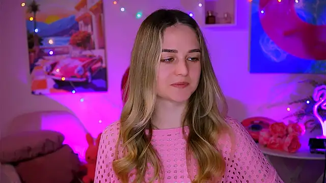 Snapshot of DeboraLarson chatting on 02-23-25, 11:33 DeboraLarson online show from 02-23-25, 11:33