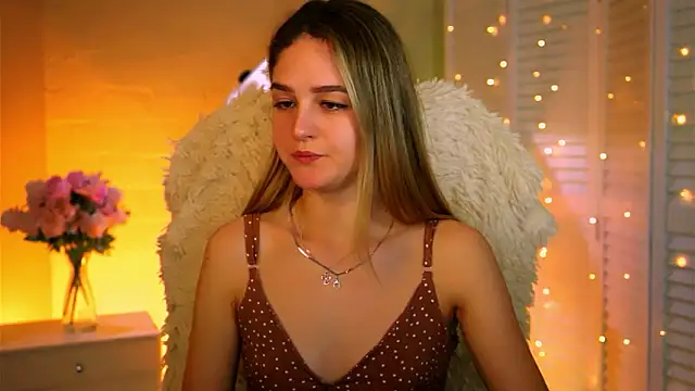 DeboraLarson online show from 02-01-26, 03:38