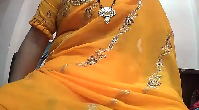 Snapshot of LOVE-SUSHILA chatting on 01-18-25, 04:26 LOVE-SUSHILA online show from 01-18-25, 04:26