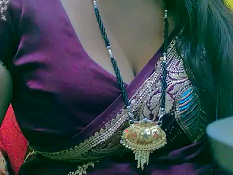 Snapshot of LOVE-SUSHILA chatting on 03-10-25, 06:38 LOVE-SUSHILA online show from 03-10-25, 06:38