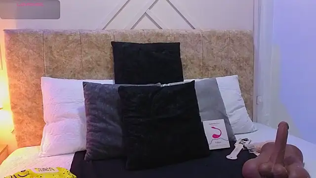 ashley  foxx  online show from 02-23-26, 02:14