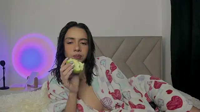 Bonnieshyy online show from 09-20-25, 03:51