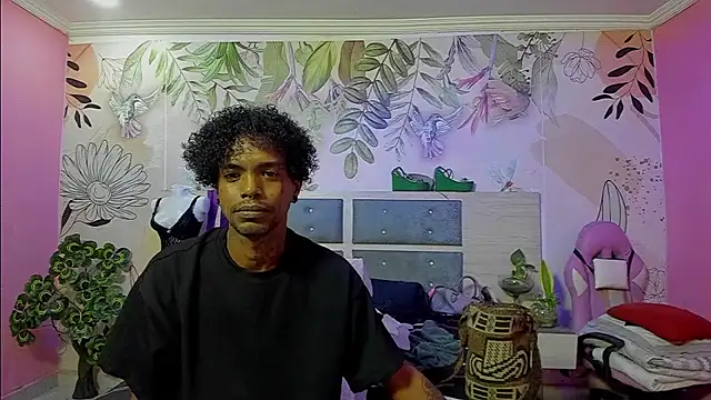 bigblackhotx1 online show from 01-18-26, 12:53