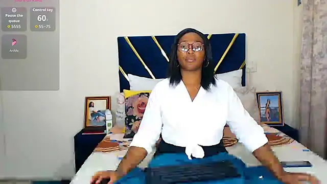 veronica1xxx online show from 04-08-26, 06:52