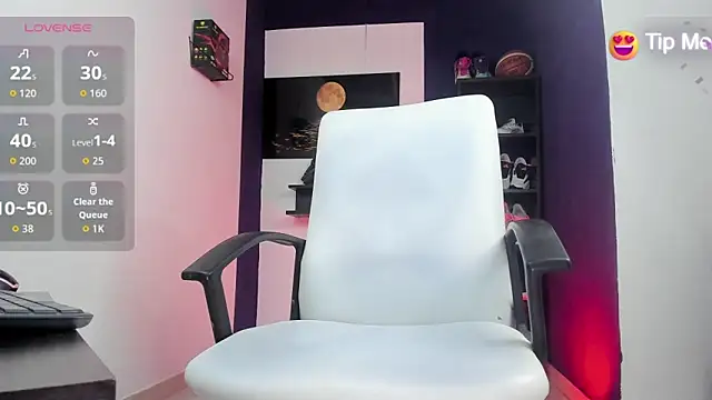 Marcos garcias online show from 10-15-25, 03:34