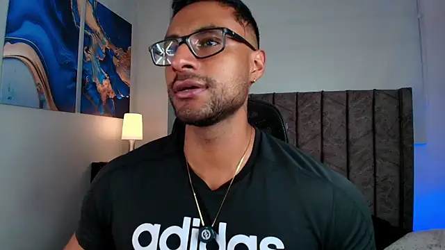 LiamGarcia1 online show from 04-15-26, 04:41