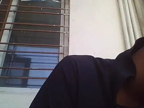 Snapshot of AuntyLover_BhabhiLover_ chatting on 02-05-25, 08:32 AuntyLover BhabhiLover  online show from 02-05-25, 08:32