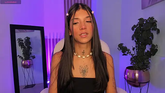 CoralRigan online show from 01-23-25, 05:45