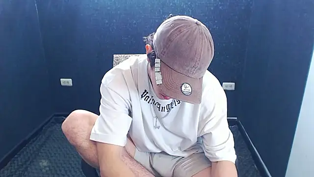 Kerverr  online show from 11-07-25, 08:31