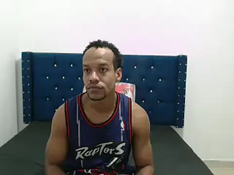 Snapshot of Salomon_koude chatting on 03-06-25, 12:30 Salomon koude online show from 03-06-25, 12:30