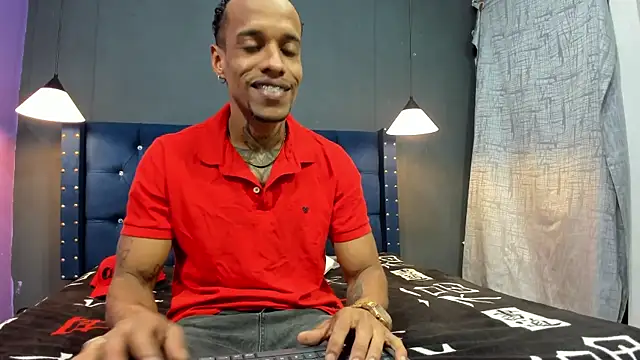 Snapshot of Salomon_koude chatting on 10-12-25, 07:02 Salomon koude online show from 10-12-25, 07:02
