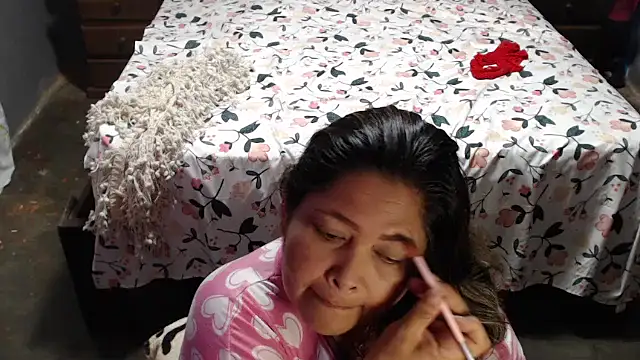 Snapshot of CANDYSWEET51 chatting on 10-03-25, 10:29 CANDYSWEET51 online show from 10-03-25, 10:29