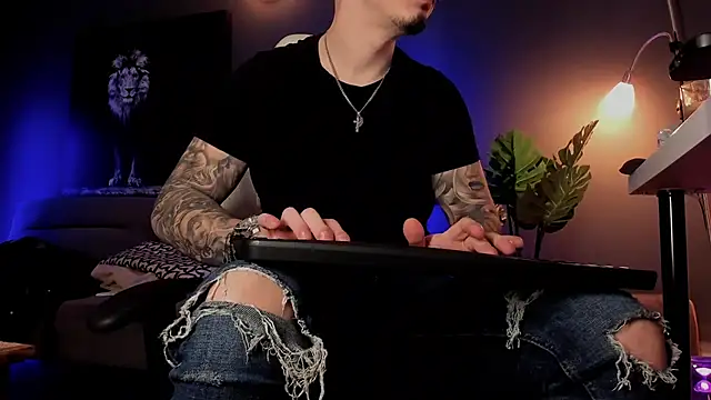 uptomatty online show from 03-12-26, 07:36