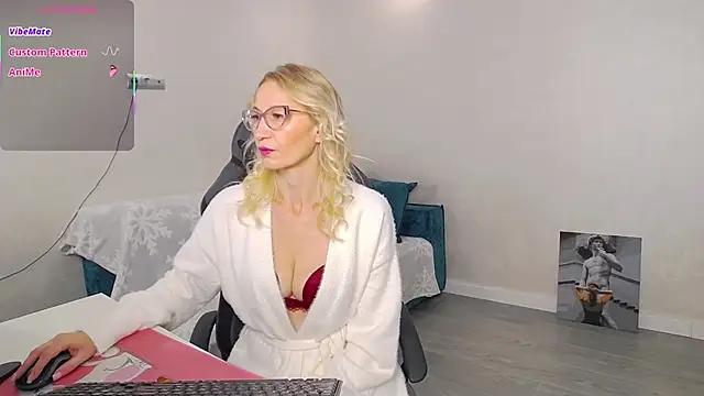 Sofia Soul online show from 09-30-25, 06:35