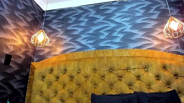 NahomiFireSex online show from 02-13-26, 03:57