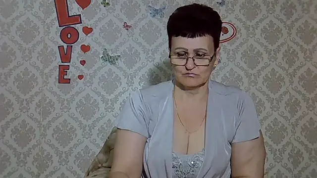 PaulaGolden online show from 09-10-25, 08:25