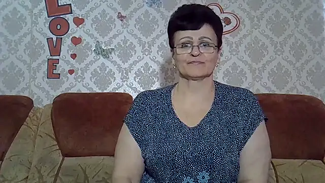 PaulaGolden online show from 10-16-25, 09:21