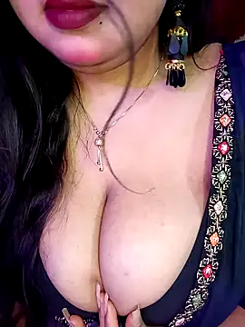 Suhanakhan00 online show from 03-09-25, 06:06