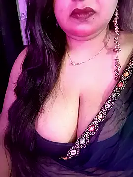 Suhanakhan00 online show from 04-24-26, 11:23