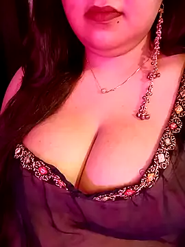 Snapshot of Suhanakhan00 chatting on 04-25-26, 06:16 Suhanakhan00 online show from 04-25-26, 06:16