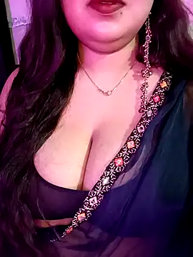 Snapshot of Suhanakhan00 chatting on 04-28-26, 09:36 Suhanakhan00 online show from 04-28-26, 09:36